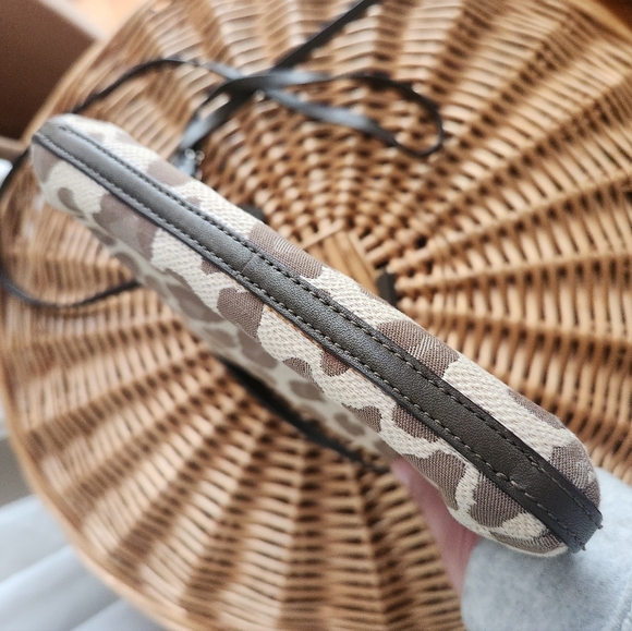 Leopard front and back Coach Bag - Picture 5 of 7